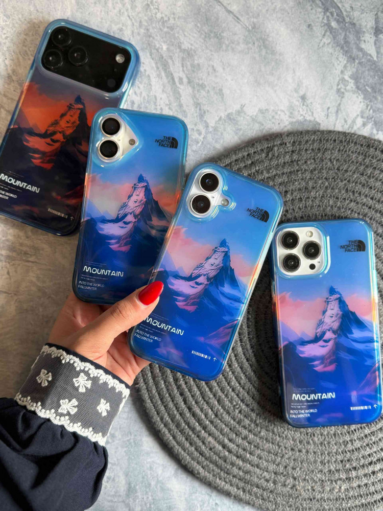 قاب طرح Mountain Sunset هولوگرامی گوشی آیفون 17 پرو