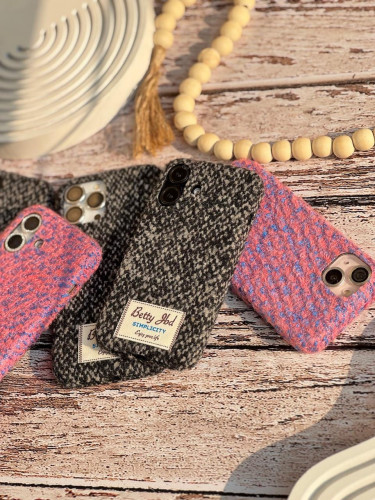 Wool iPhone 15 Pro Max case