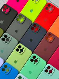 قاب سیلیکونی محافظ لنز دار اورجینال داخل خز گوشی آیفون 11