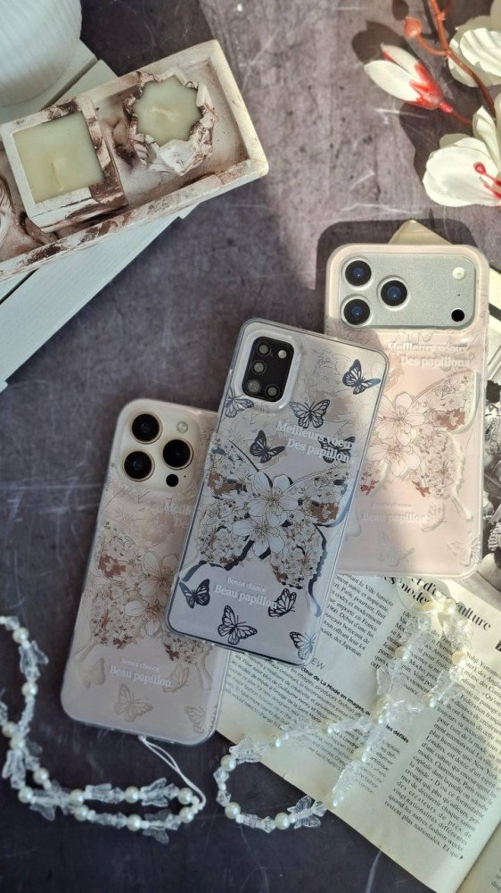 قاب نیمه شفاف طرح پروانه  گوشی آیفون 17 پرومکس